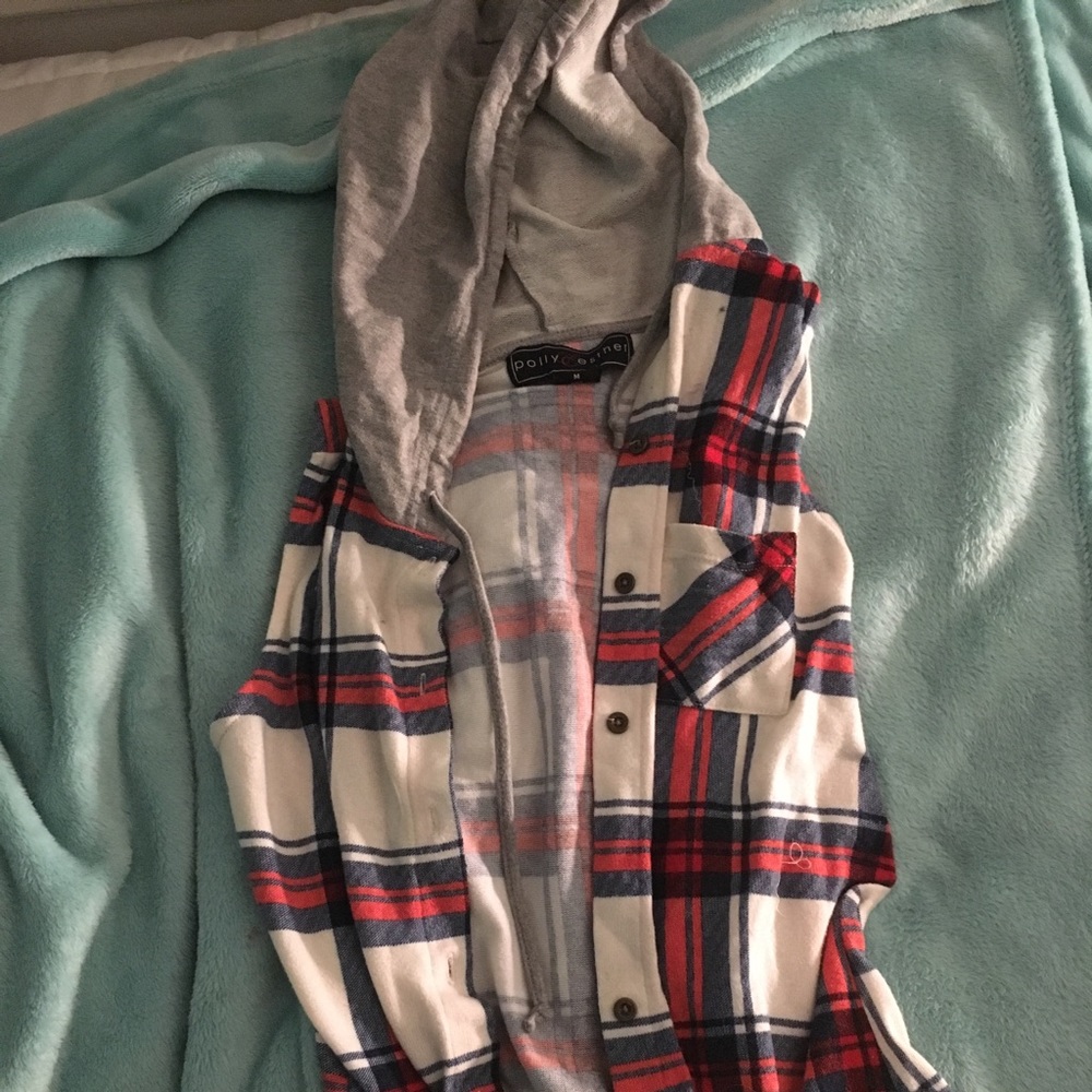 Red white and blue sleeveless sweater